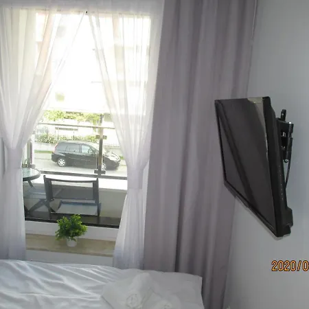 Oskar Apartment