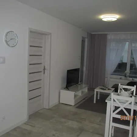 Oskar Apartment *